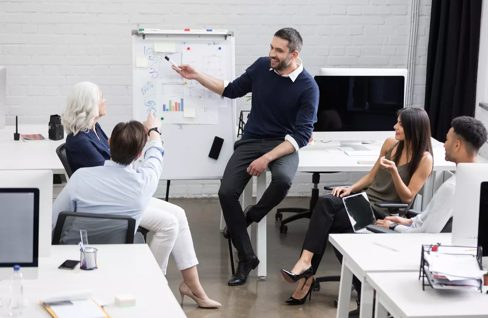 business meeting or a presentation in modern confe 2023 11 27 05 18 41 utc 1
